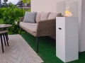 Biokominek-PATIO-bialy-mat-aranzacja-02.webp