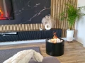 Biokominek-wolnostojacy-moon-czarny-aranzacja-11 (1).webp